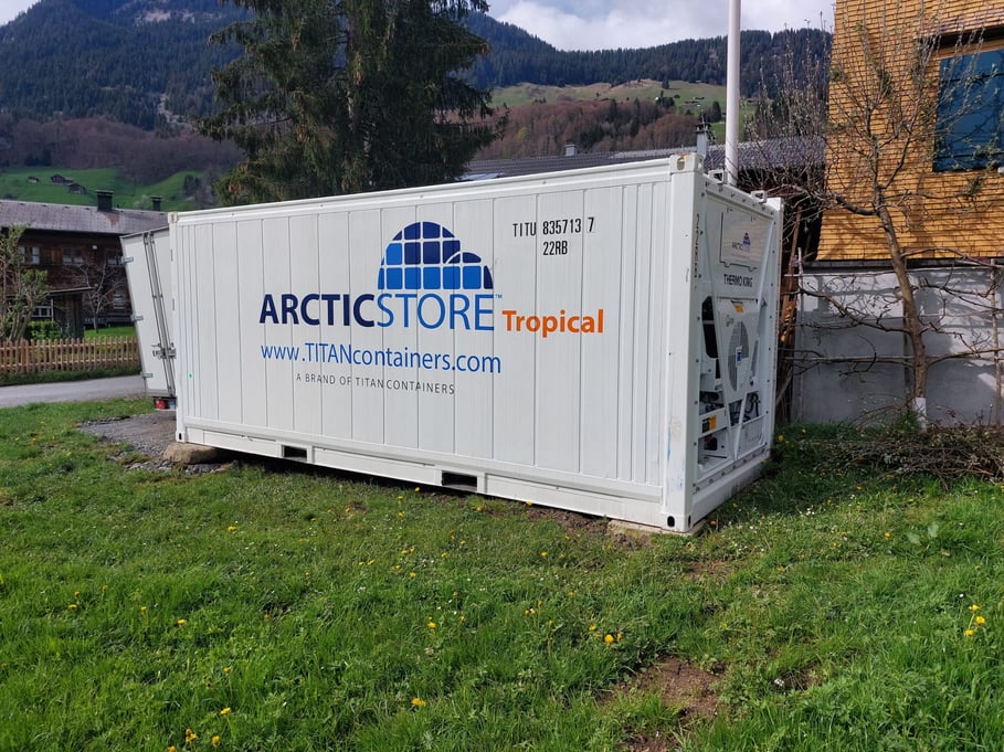 Arcticstore Tropical in Austra side view