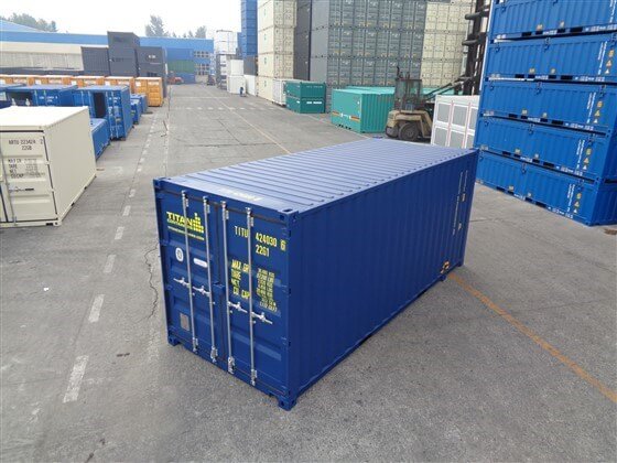 20ft Blue Standard Container - TITAN Containers