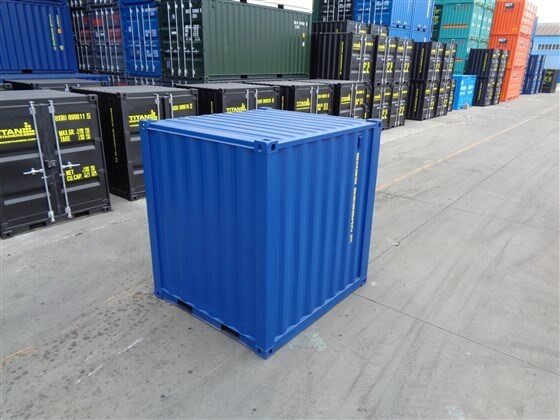 8ft Standard Container blue closed - TITAN Containers