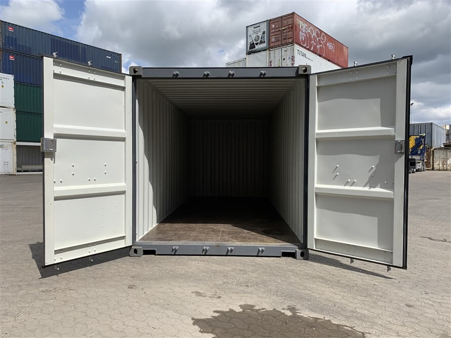 Premium grade container inside - TITAN Containers
