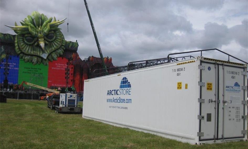 arcticstore at festival-2