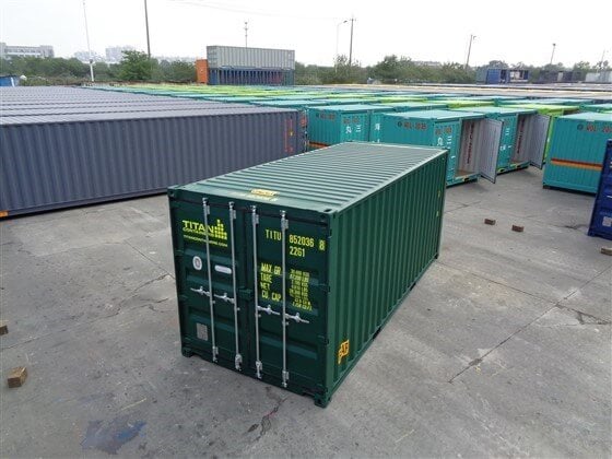 TITAN container 20´ beidseitig 4