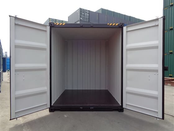 10ft black container inside - TITAN Containers