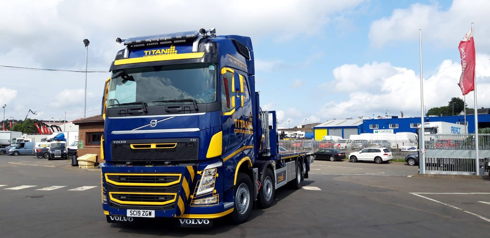 TITAN LORRY 2